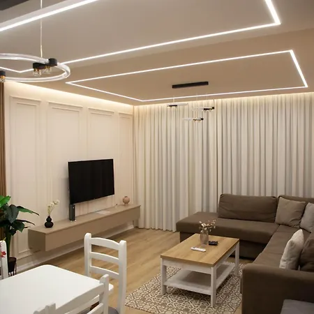 Continental Apartment *